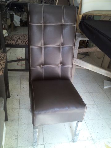 SILLA DE RESPALDO ALTO Y JALON.
