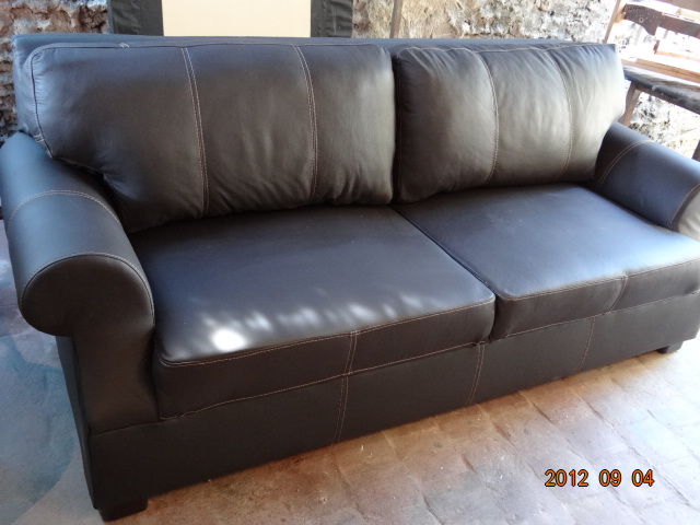SOFA EN VINIL SINTETICO CHOCOLATE SOF.